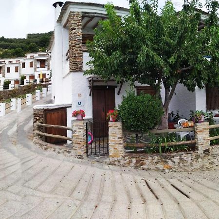 Casa Alpujarrena Fina Numero 27 Bubion Exterior photo